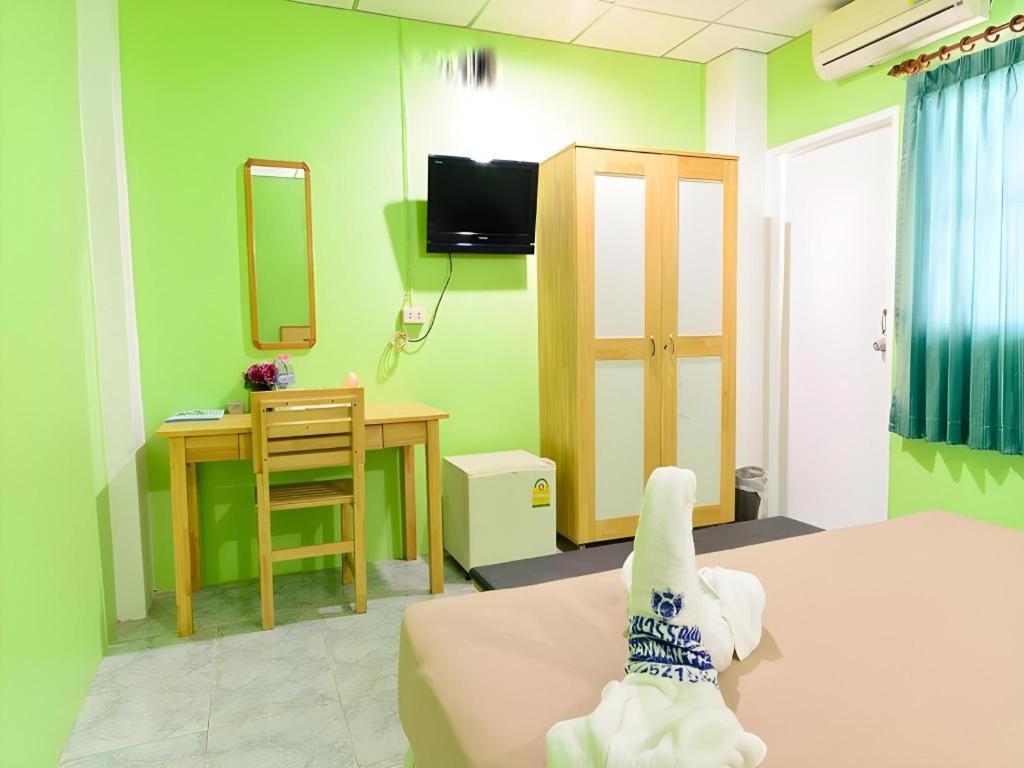 萨南万皇家酒店 曼谷 外观 照片